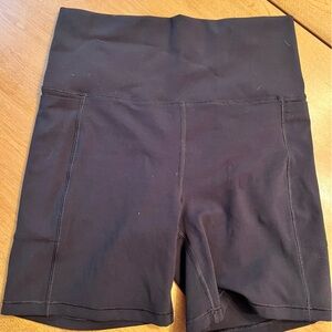 Studio Pocket Biker Shorts